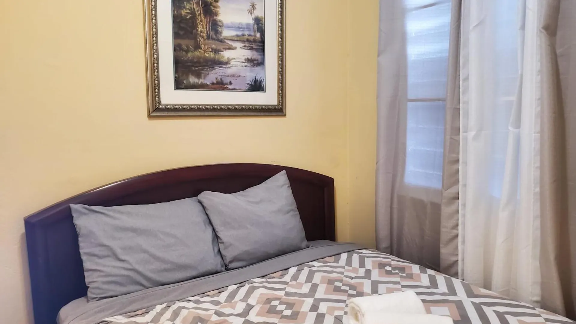 Apartment 310 Del Valle Central, Freshly Remodeled 3 Bedroom Home Sleeps 8 San Juan